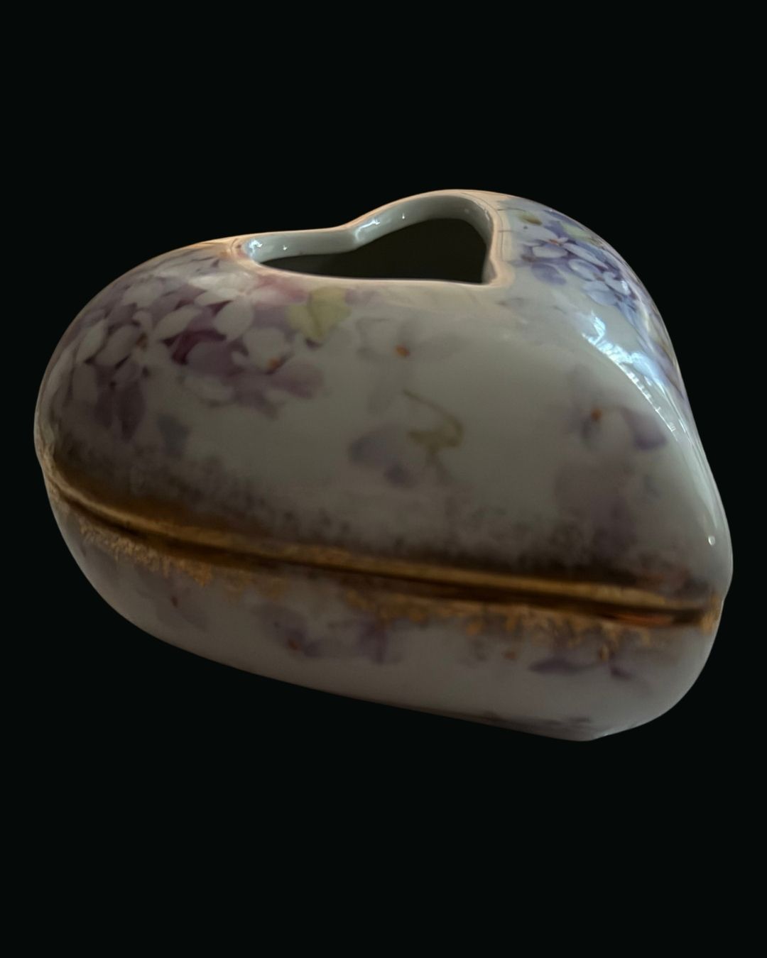Heart Shaped Floral Hair Receiver