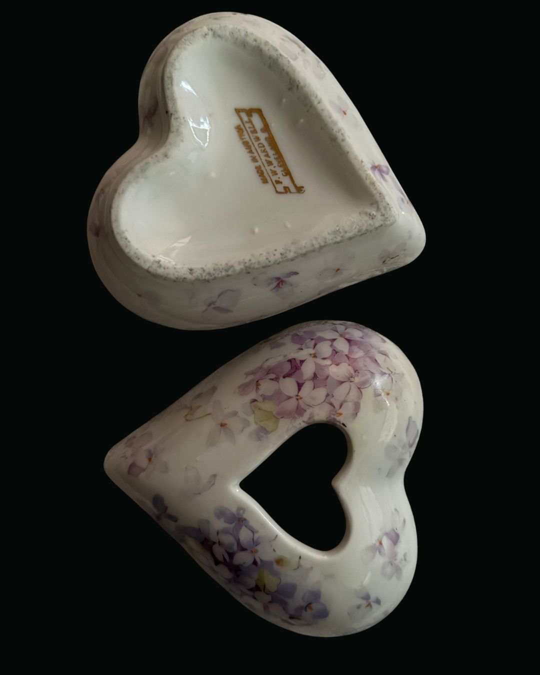 Heart Shaped Floral Hair Receiver